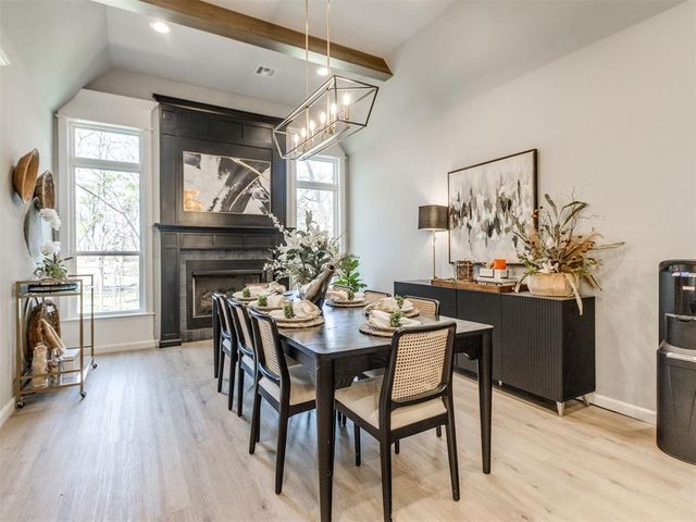 14356 Fox Lair Lane, Edmond, OK 73025