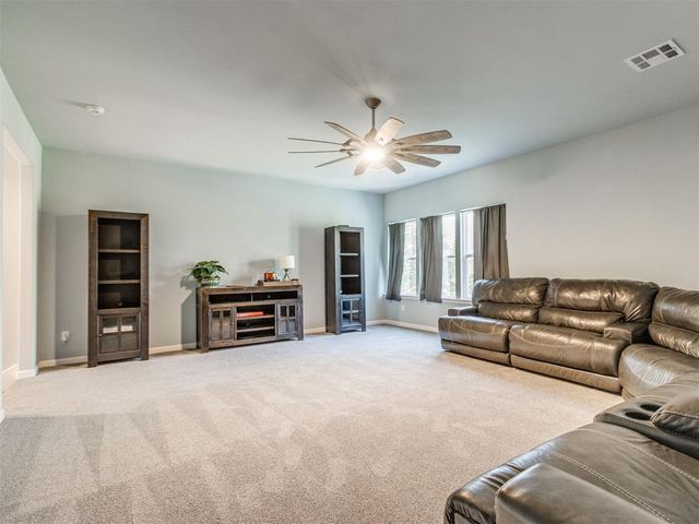 14356 Fox Lair Lane, Edmond, OK 73025