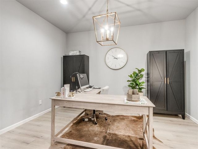 14356 Fox Lair Lane, Edmond, OK 73025