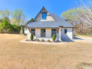 14356 Fox Lair Lane, Edmond, OK 73025