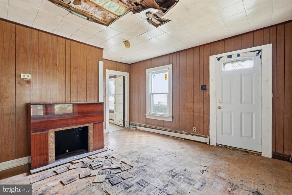 835 WOODLAND AVE, BURLINGTON, NJ 08016 — photo 4