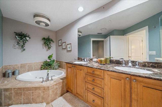 14041 BELLAGIO WAY 415, Osprey, FL 34229