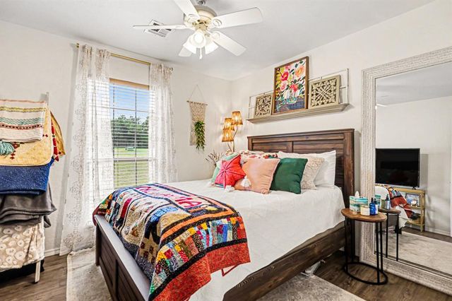 10050 Lookout Pointe, Edmond, OK 73034