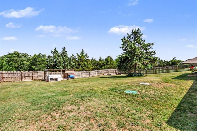 10050 Lookout Pointe, Edmond, OK 73034