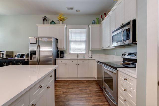 5181 Celtic Drive, North Charleston, SC 29405