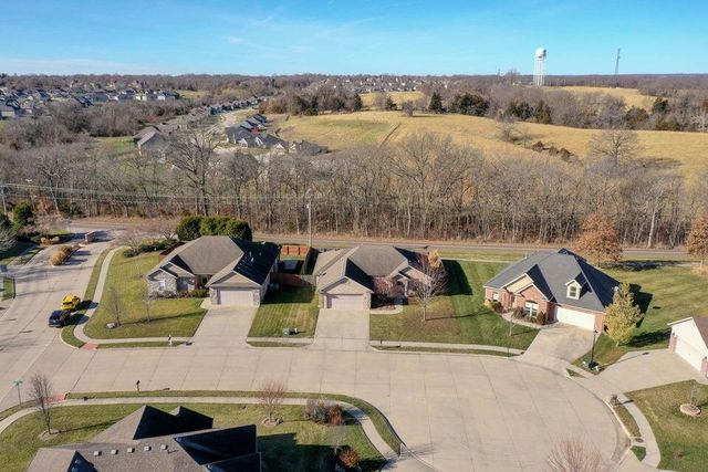 5303 FLATTS MILL CT, Columbia, MO 65203