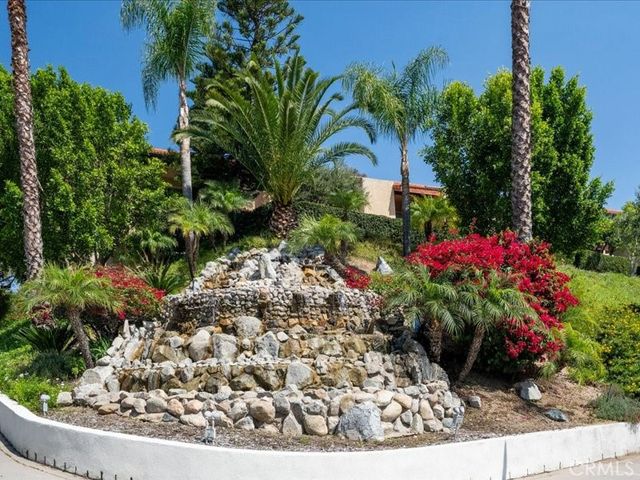 9735 Via Roma, Burbank, CA 91504