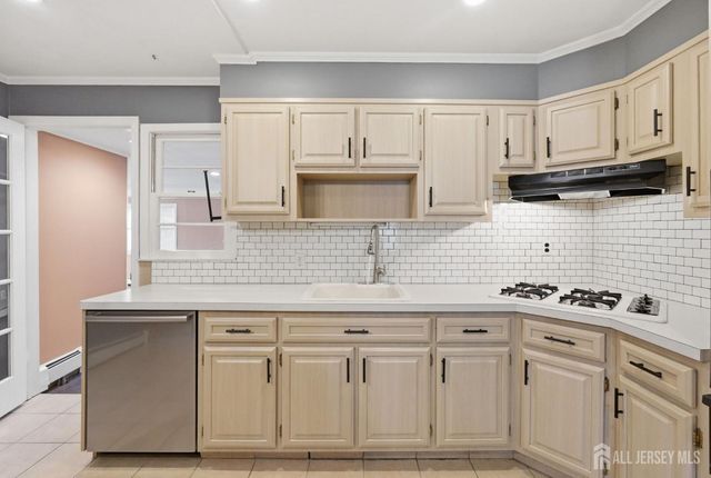 2339 Knapp Drive, Rahway, NJ 07065