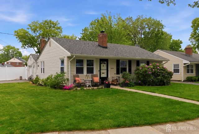 2339 Knapp Drive, Rahway, NJ 07065