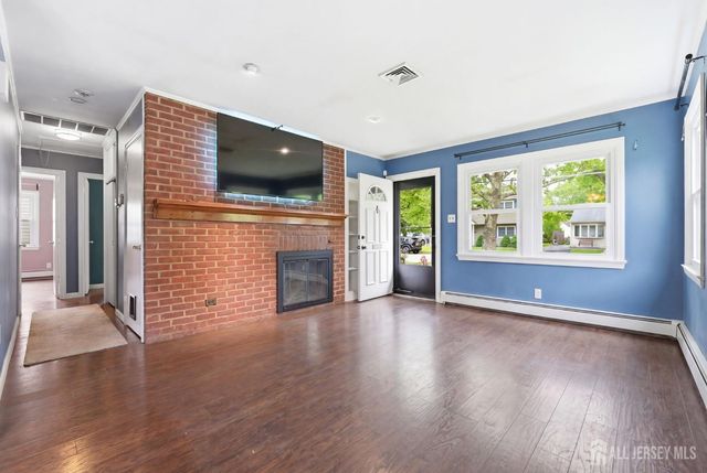 2339 Knapp Drive, Rahway, NJ 07065