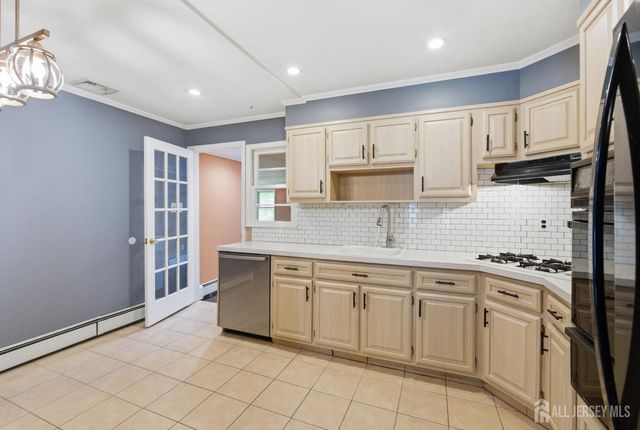 2339 Knapp Drive, Rahway, NJ 07065