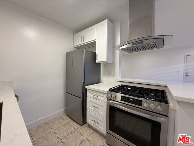 7307 Willoughby Avenue 2, Los Angeles, CA 90046