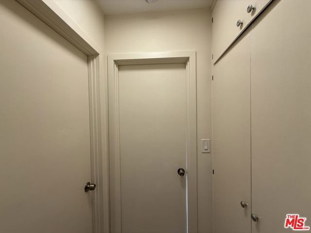 7307 Willoughby Avenue 2, Los Angeles, CA 90046