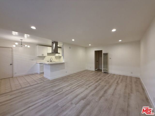 7307 Willoughby Avenue 2, Los Angeles, CA 90046