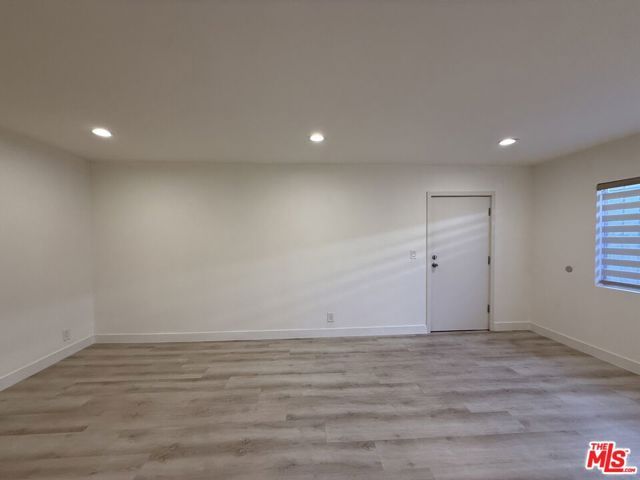 7307 Willoughby Avenue 2, Los Angeles, CA 90046