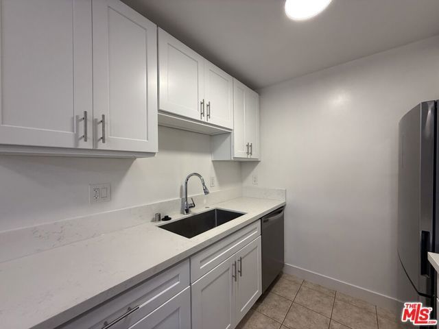 7307 Willoughby Avenue 2, Los Angeles, CA 90046