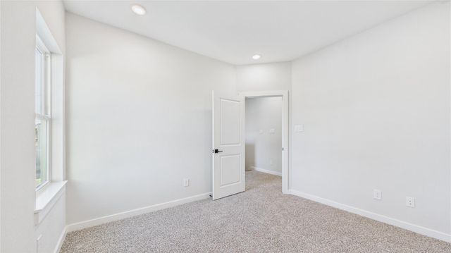 5032 Creekmont Drive, Houston, TX 77091