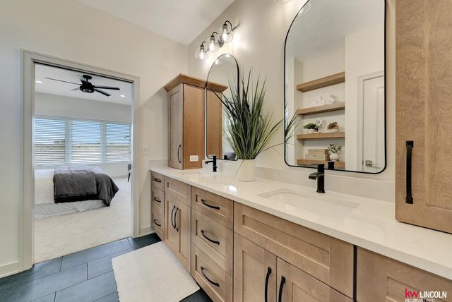 9438 S 87th Street, Lincoln, NE 68526