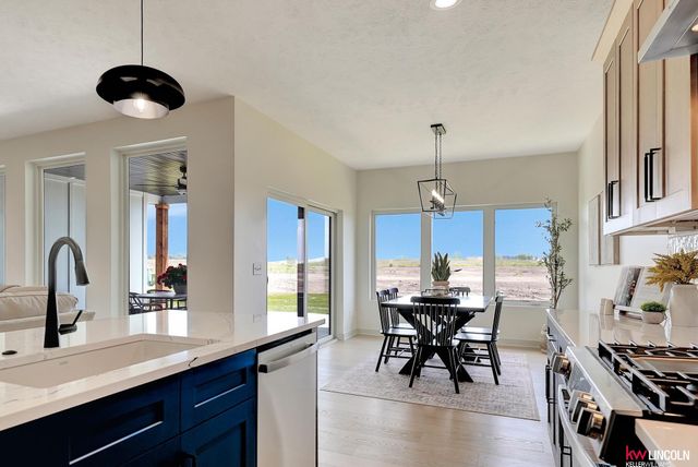 9438 S 87th Street, Lincoln, NE 68526