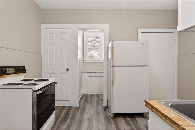 228-230 Augustine Street, Rochester, NY 14613