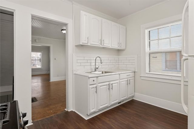 228-230 Augustine Street, Rochester, NY 14613