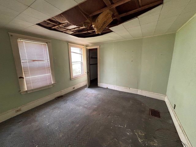 283 Wilbraham Rd, Springfield, MA 01109