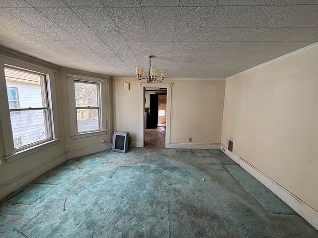 283 Wilbraham Rd, Springfield, MA 01109