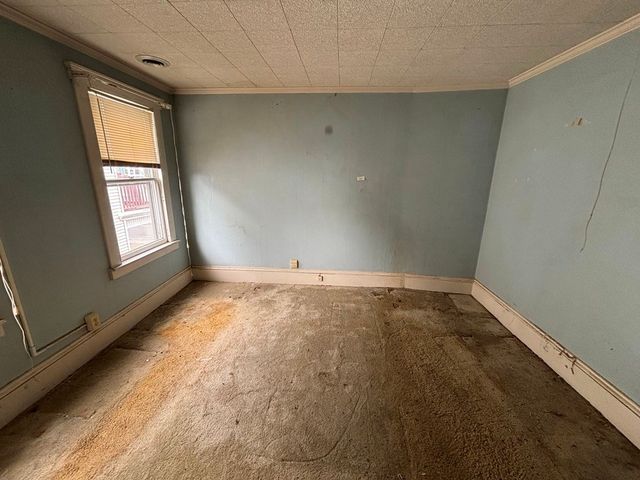 283 Wilbraham Rd, Springfield, MA 01109