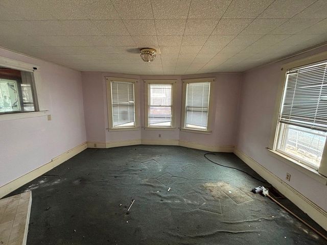 283 Wilbraham Rd, Springfield, MA 01109