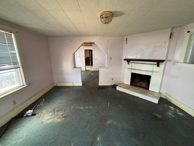283 Wilbraham Rd, Springfield, MA 01109