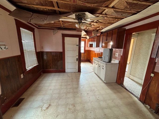 283 Wilbraham Rd, Springfield, MA 01109