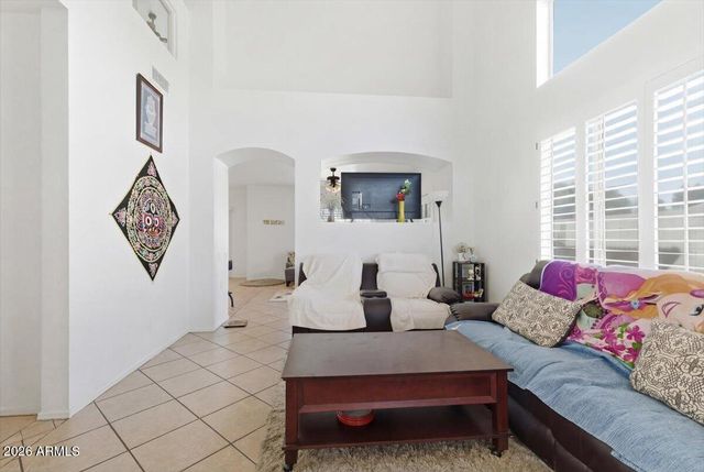 4740 E MOUNTAIN VISTA Drive, Phoenix, AZ 85048