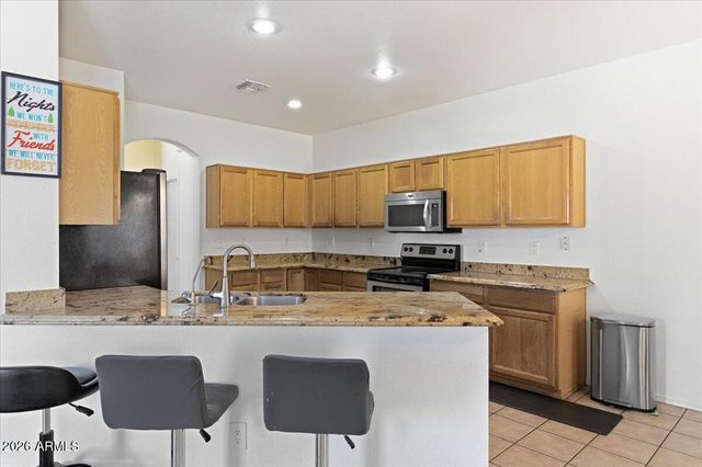 4740 E MOUNTAIN VISTA Drive, Phoenix, AZ 85048