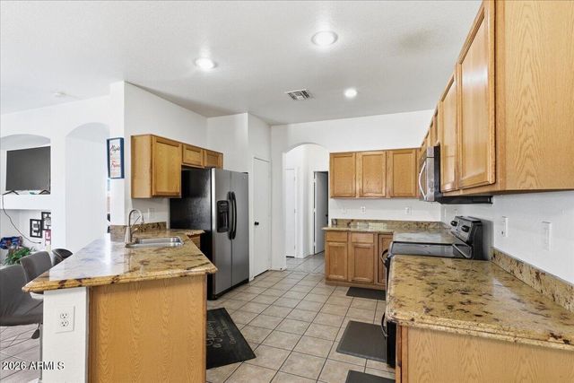 4740 E MOUNTAIN VISTA Drive, Phoenix, AZ 85048