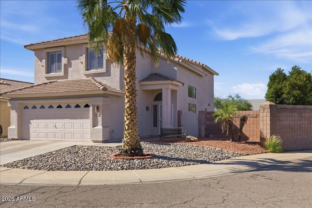 4740 E MOUNTAIN VISTA Drive, Phoenix, AZ 85048