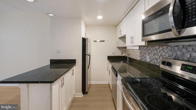 248-262 ALDER ST, Philadelphia, PA 19107