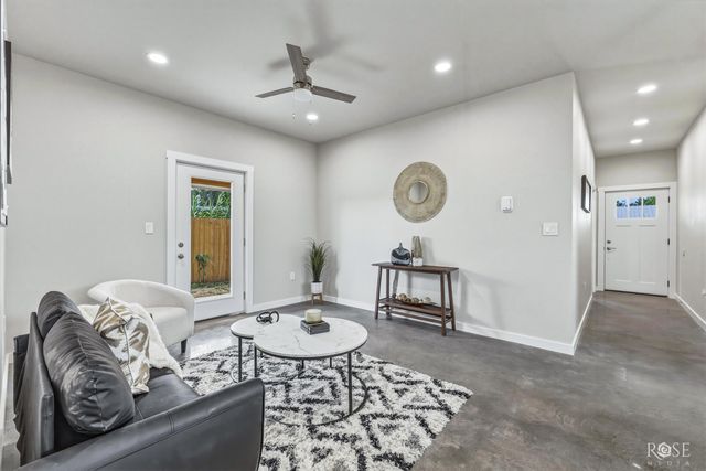 633 W Avenue Z, San Angelo, TX 76903
