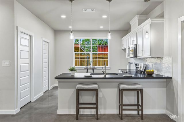 633 W Avenue Z, San Angelo, TX 76903