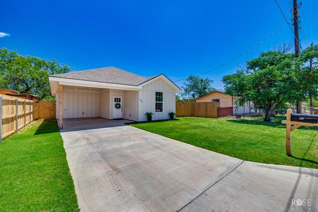 633 W Avenue Z, San Angelo, TX 76903