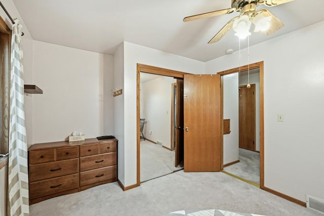 2004 18th Street NW, Rochester, MN 55901