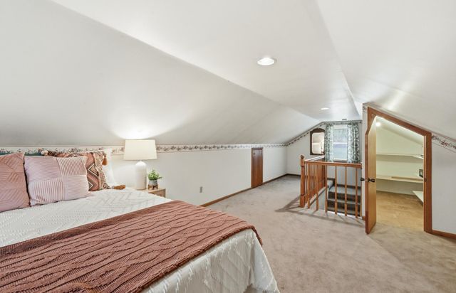 2004 18th Street NW, Rochester, MN 55901