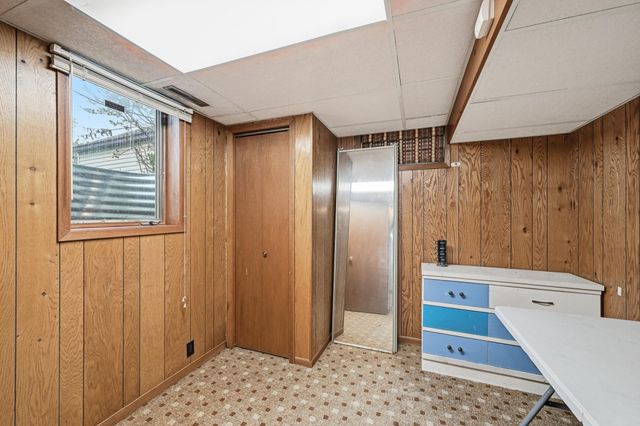 2004 18th Street NW, Rochester, MN 55901