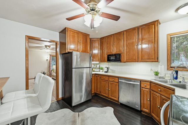 2004 18th Street NW, Rochester, MN 55901