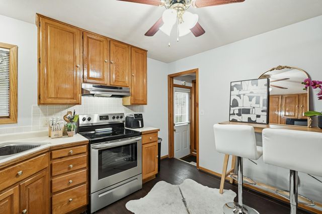 2004 18th Street NW, Rochester, MN 55901