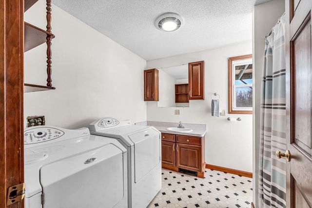 229 Union Street, Westfield, MA 01085