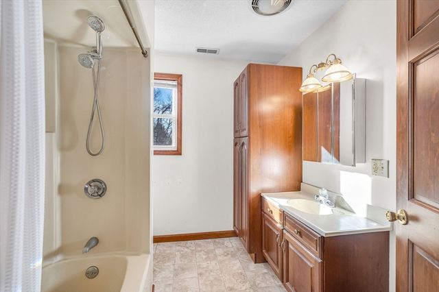 229 Union Street, Westfield, MA 01085