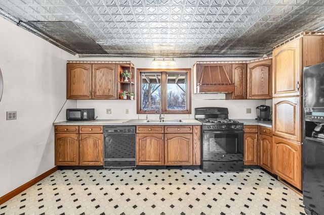 229 Union Street, Westfield, MA 01085