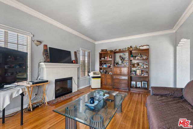 1722 W 79th Street, Los Angeles, CA 90047