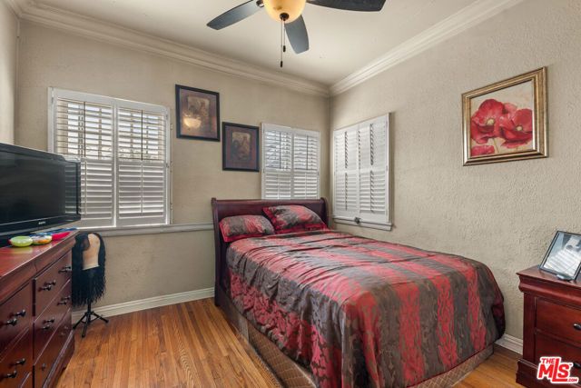 1722 W 79th Street, Los Angeles, CA 90047