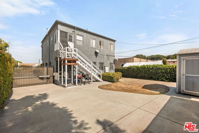 1722 W 79th Street, Los Angeles, CA 90047